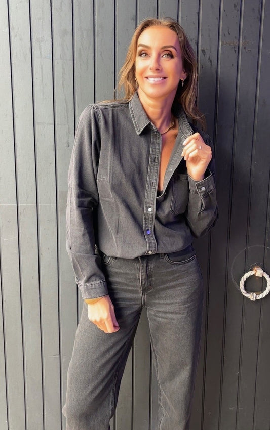 Chemise noire en jean