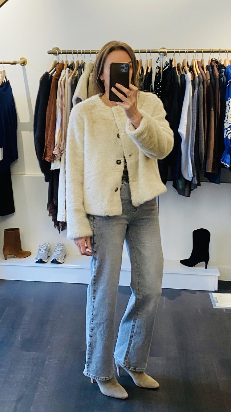 Jean large gris clouté