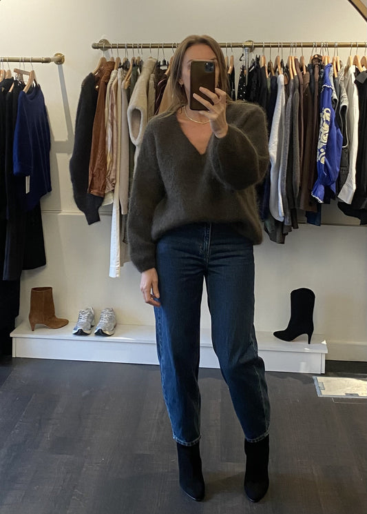Pull oversize col V kaki foncé