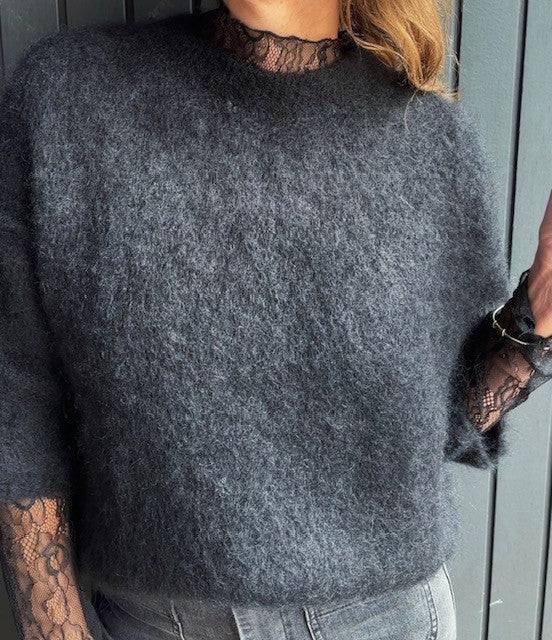 Pull en mohair noir