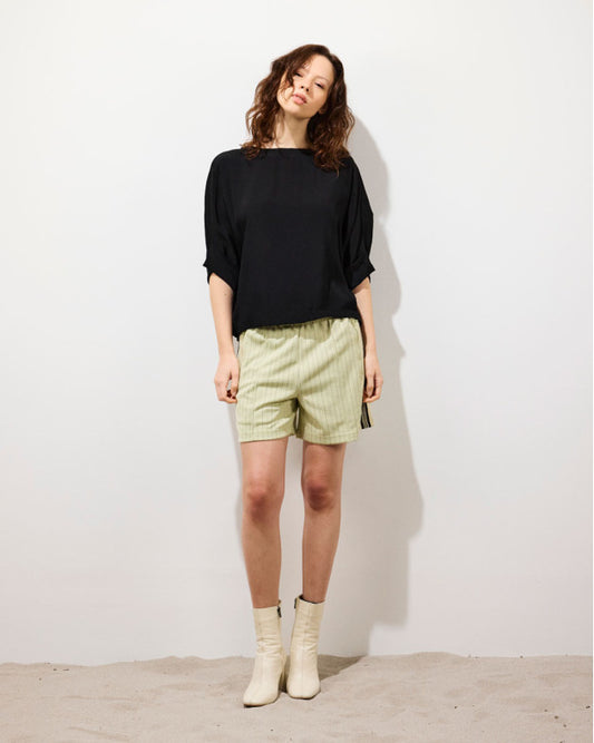 Top dos nu Karma Koma Buckley Black