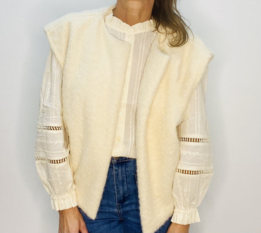 Gilet sans manches en laine bouillie ivoire
