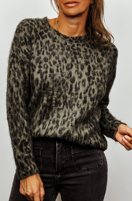 Pull léopard kaki