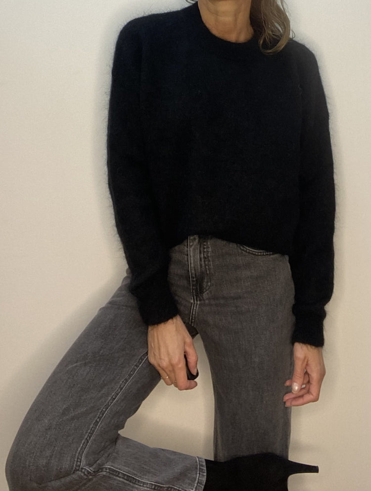 Pull noir en mohair