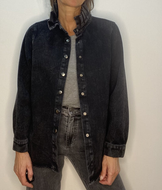 Surchemise en jean noir col victorien